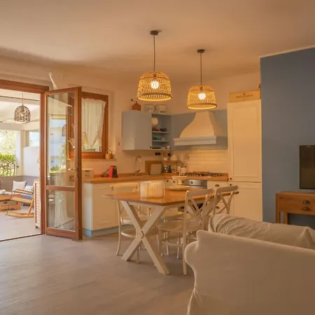 The Sea Twins - Solaria Apartament